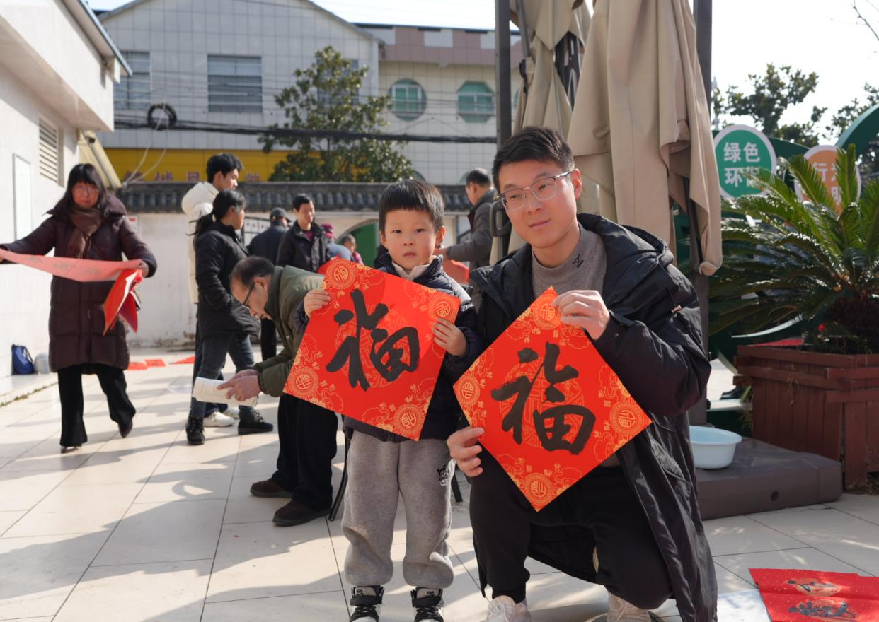 ���ű��� | 2��2�գ������